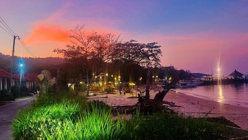 Minnie Seaview Resort Koh Samet Exterior foto